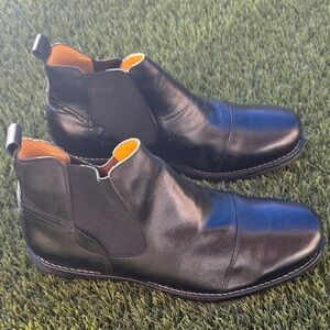 Sandro Moscoloni Black Leather Chukka Boots